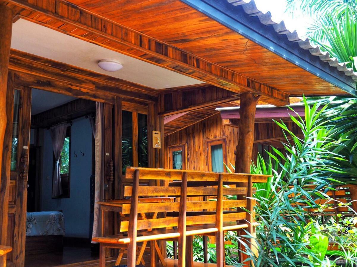 Baansuan Resort Don Sak Екстериор снимка