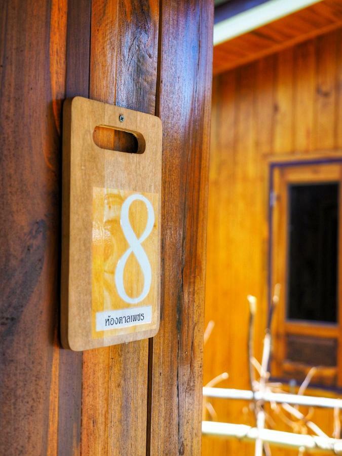 Baansuan Resort Don Sak Екстериор снимка